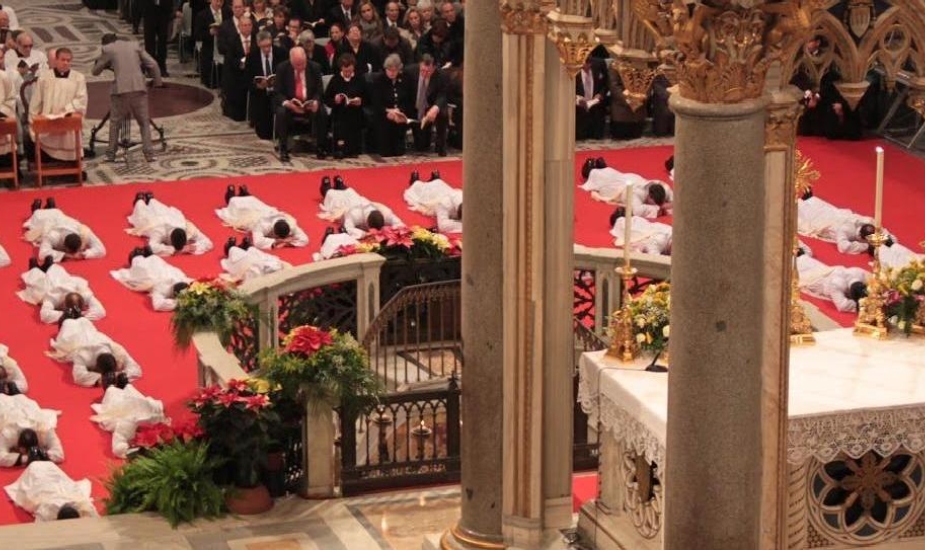 Consejos a un joven sacerdote; Padre Loring, 2010